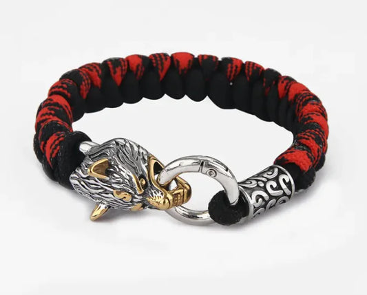 Wolf Bite Paracord Bracelet
